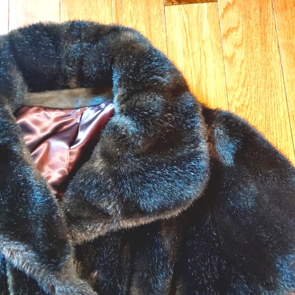 SPORTOWNE Brown Faux Fur Coat sz 14 - Picture 9 of 15